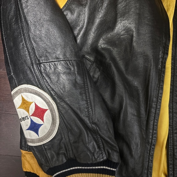 Sold - Picture 2 of 8